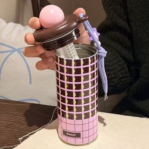 Botella de agua aislada Richflower de 500 ml, termo de doble pared con tapa de pajita y correa de transporte para mujeres, uso en exteriores. - Product Image 4