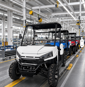 รถเอทีวี <span class=keywords><strong>MMC</strong></span> 4x4 ขับเคลื่อน 4 ล้อ แบตเตอรี่ลิเธียม 72V สำหรับขับขี่ออฟโรด ยกสูงพิเศษ สำหรับล่าสัตว์และเล่นกอล์ฟ กำลังไฟ 10-15 กิโลวัตต์ ความเร็ว 30-50 กิโลเมตรต่อชั่วโมง - Product Image 5