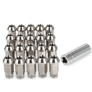 น็อตล้อเก็ตอิทอลล์ 304 สแตนเลสสตีล พร้อมปลอกสำหรับอัพเกรดล้อ - Product Image 1