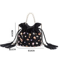 Sac Seau Tendance 2026 Nouveau Style Sac à Main Perles Haut de Gamme Strass Luxe Léger Sac Porte-Bonheur Polyvalent Pochette à Cordon Sac à Main