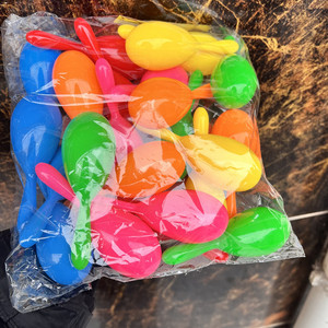Maracas en <span class=keywords><strong>plastique</strong></span> personnalisables avec logo imprimé, différents styles, instrument de percussion, maracas en <span class=keywords><strong>plastique</strong></span> colorées, jouet éducatif pour enfants - Product Image 5