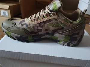 DFK01 Zapatillas Deportivas Personalizadas de Verano para Hombre, Parte Superior de Malla Transpirable en Color Café Marrón y Negro para Estudiantes y Entrenamiento - Product Image 3