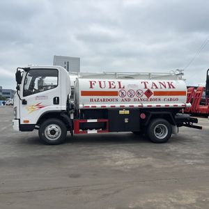 Camion-citerne FAW J6F 4x2 5000L RHD pour le transport de carburant et de marchandises inflammables et dangereuses - Product Image 3