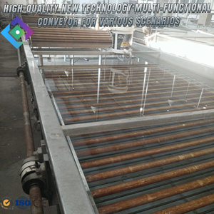 Nastro trasportatore inclinato per letame, pressa vulcanizzatrice usata, banco cassa con macchina smerigliatrice per coclea flessibile - Product Image 1