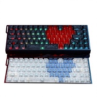 Clavier mécanique à axe magnétique avec touches à motif carbone sur le devant et sur les côtés, design cœur, texture carbone, en matériau PC