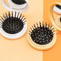Cepillo de Pelo Redondo Plegable Portátil, Espejo Cosmético de Bolsillo con Aumento de 5.5x1.5x5.5cm, de Plástico para Niños