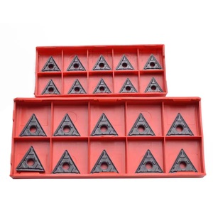 ตัวแทรกแบบเปลี่ยนดัชนีสามเหลี่ยมพร้อมรูตรงกลางเครื่องกลึงเครื่องมือตัด - Product Image 1