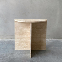 Table d'appoint en travertin moderne de style nordique Kumusi Furniture, table de chevet Wabi Sabi pour chambre à coucher