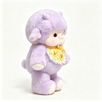 Mignonne peluche mouton violette avec bavoir en dentelle jaune, jouet en peluche doux et moelleux, personnalisable avec logo, jouet en peluche mouton Kawaii
