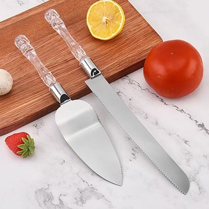 Set di Accessori per Matrimoni e Compleanni: Paletta in Acciaio Inossidabile con Manico in Plastica, Tagliatorta Nuziale, Coltello per Pane - Product Image 2