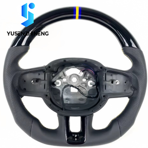 พวงมาลัย R-design คาร์บอนไฟเบอร์ฟอร์จและหนังแท้ สำหรับ <span class=keywords><strong>Volvo</strong></span> V60/S40/XC40/V70/XC60/XC90/XC70/S60/C30/S90/<span class=keywords><strong>V40</strong></span>/S80/<span class=keywords><strong>Polestar</strong></span> - Product Image 4