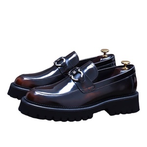 รองเท้าหนังผู้ชายแบบสวม สำหรับใส่ทำงานหรือโอกาสทางการ ไซส์ใหญ่พิเศษ หนังวัวแท้ แบบสวม - Product Image 1