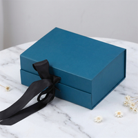 Cajas de Cartón para Perfumes Hechas a Mano con Grabado Dorado