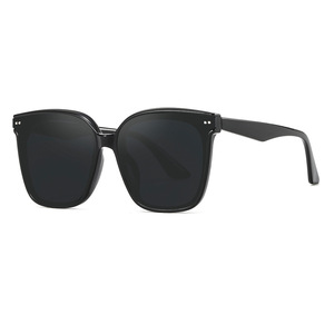 Lunettes de soleil Gm unisexes, monture en plastique noir, verres PC, protection UV400, type 3, style tendance - Product Image 4