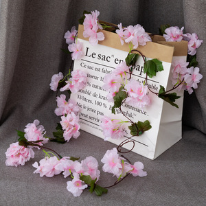 Baishun Guirlandes de fleurs artificielles en soie rose cerisier 100cm-200cm pour décoration de mariage et de maison - Product Image 1