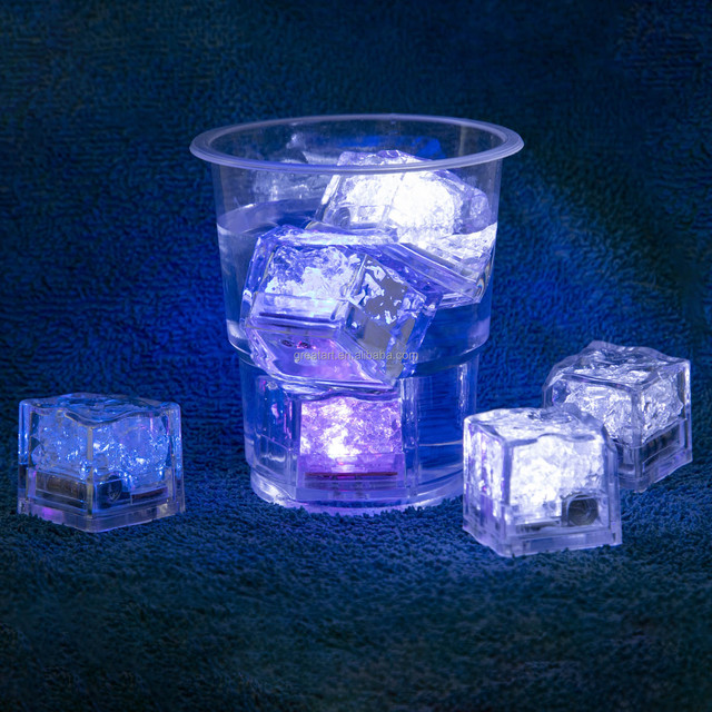Multicolor LED Cube Waterproof Indoor Drink Bar Decorative Lighting for Christmas and Holiday Festivities