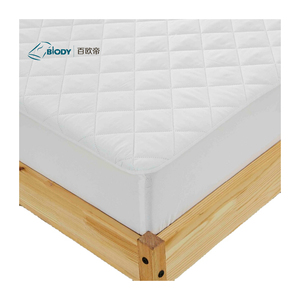 Polyester Katoen Water Proof Bed Cover Gewatteerde Waterdichte Matrasbeschermer Met Elastische Band