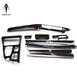 Applicable à pour <span class=keywords><strong>BMW</strong></span> F10 F18 modifié intérieur en fibre de carbone garniture de porte en fibre de carbone tableau de bord de commande central - Product Image 6