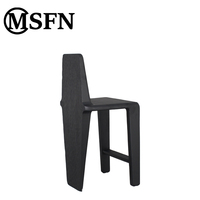 Chaise de bar commerciale moderne en bois massif, finition noire élégante pour salle à manger, hôtel, restaurant, îlot de cuisine et bureau