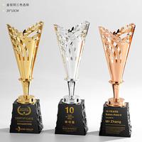 Nouveau Trophée Étoile Colorée Populaire Imprimé en 3D avec Gravure Personnalisée et Base Métallique Polie Durable pour Récompenses de Réunions Annuelles
