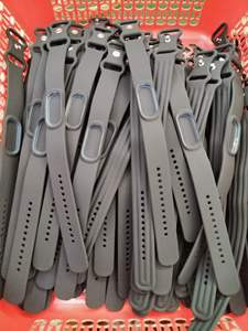<span class=keywords><strong>Bracelet</strong></span> de remplacement en silicone pour <span class=keywords><strong>Fitbit</strong></span> Air Band, réglable, pour femmes et hommes, compatible avec Google <span class=keywords><strong>Fitbit</strong></span> Air Band Tracker - Product Image 4