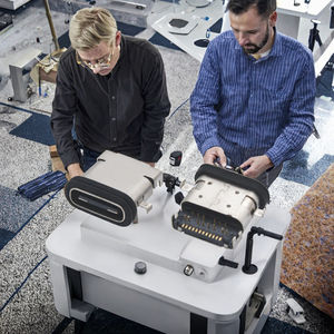 שקע USB 3.1 סוג C בעל 5 פינים, עמיד למים בתקן IP68, מתכתי, להתקנה אמצעית, 5 יציאות, 5A, מתוצרת HeXing - Product Image 3