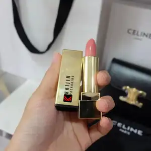 Luxury Cosmetic Custom Packaging Golden Plastic Lipstick And Balm Tube Customizable Golden Lip Stick Case