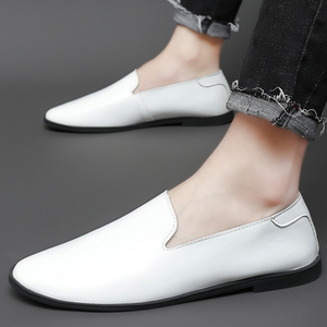 Point Toe Venta caliente Fácil de usar Color verde azul <span class=keywords><strong>Charol</strong></span> Superior resistente Moda Hombres Zapatos de cuero genuino - Product Image 3