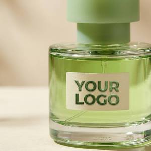 Parfum de luxe à marque privée, logo personnalisé, fragrance thé vert frais, bouteille avec bouchon vert menthe pour les centres de villégiature écologiques - Product Image 4