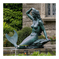 Haute qualité grandeur nature grand décor de piscine design extérieur belle sculpture de sirène pour cadeau
