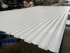 Persiana enrollable eléctrica directa de fábrica, persiana enrollable personalizada para puerta de garaje, persiana enrollable a prueba de viento - Product Image 2