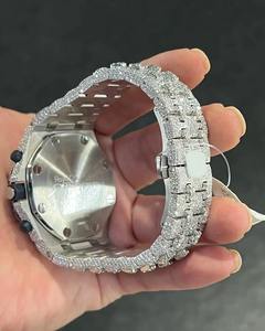 Reloj de Acero Inoxidable con Incrustaciones de Diamantes Resistentes al Agua y Piedras VVS para Uso en Exteriores, en Oferta a un Precio Razonable - Product Image 4