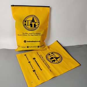 Sacs d'emballage pour vêtements personnalisés avec votre logo, en plastique recyclé, givrés, à fermeture éclair, pour l'expédition - Product Image 1