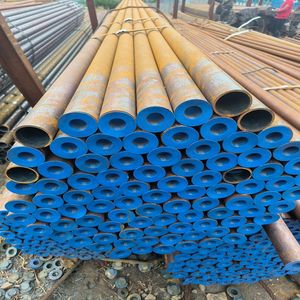 צינור פלדה פחמן api 1.25 "4" 3/4 "1 1/4" sch 80 צינור פלדה שחור חלק ליישומי שמן - Product Image 3