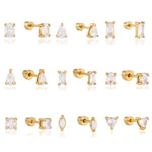 Ensemble de boucles d'oreilles clous en acier inoxydable en forme de goutte, manchette d'oreille haut de gamme en acier titane pour piercings cicatrisants - Product Image 1