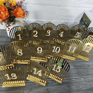 Numéros <span class=keywords><strong>de</strong></span> <span class=keywords><strong>Table</strong></span> <span class=keywords><strong>de</strong></span> Mariage Arc-Forme en Acrylique Doré Personnalisés – Élégants Centres <span class=keywords><strong>de</strong></span> <span class=keywords><strong>Table</strong></span> <span class=keywords><strong>pour</strong></span> Fêtes et Anniversaires – Vente en Gros Direct Usine - Product Image 6