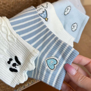 Calcetines hasta el tobillo para mujer, diseño de perro de dibujos animados, absorbentes del sudor, transpirables, ligeros, para primavera y verano, calcetines cortos para jóvenes - Product Image 4