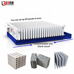Machine automatique à moteur pour la fabrication de panneaux muraux en béton préfabriqué et de poteaux de clôture, légère et à haute efficacité - Product Image 2