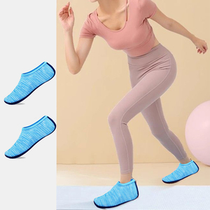 Chaussettes aquatiques <span class=keywords><strong>l</strong></span>égères en nylon antidérapantes <span class=keywords><strong>pour</strong></span> la plongée, la natation, la marche sur la plage, le yoga - Product Image 1