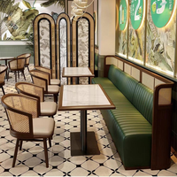 Ensemble de mobilier commercial pour restaurant : Chaise de salle à manger à dossier en rotin, banquette murale, table de hot pot à plateau en marbre pour café et bistro