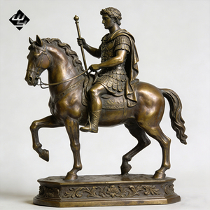 Sculpture antique grandeur nature en bronze d'un <span class=keywords><strong>chevalier</strong></span> romain, statue de cavalier en cuivre coulé artisanal pour cour de villa - Product Image 2
