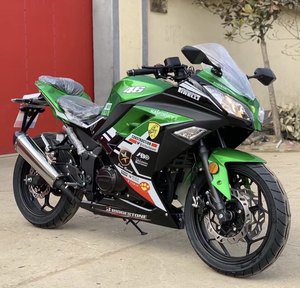 Moto sportive <span class=keywords><strong>Kawasaki</strong></span> <span class=keywords><strong>Ninja</strong></span> 250cc d'occasion, modèle Horizon S, bicylindre, refroidissement par eau, course sur circuit, 7 kW, 180 km/h - Product Image 3