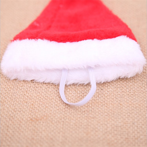 Nouvelles décorations de Noël, chapeaux de Noël pour animaux de compagnie, chapeaux pour chiens, chapeaux en peluche pour animaux de compagnie pendant Noël. - Product Image 3