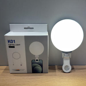 Lampe Selfie Portable Rechargeable en Forme de Cœur, Nouveau Modèle 112 LED à Clipser avec Batterie 1000 mAh pour Diffusion en Direct (Vente en Gros) - Product Image 2