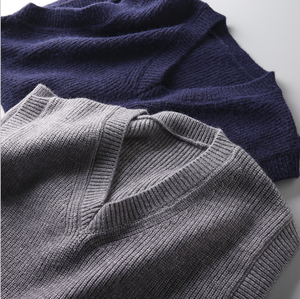 Pull sans manches col en V chaud pour homme, idéal printemps, automne, hiver – Gris, bleu marine, sur mesure - Product Image 4