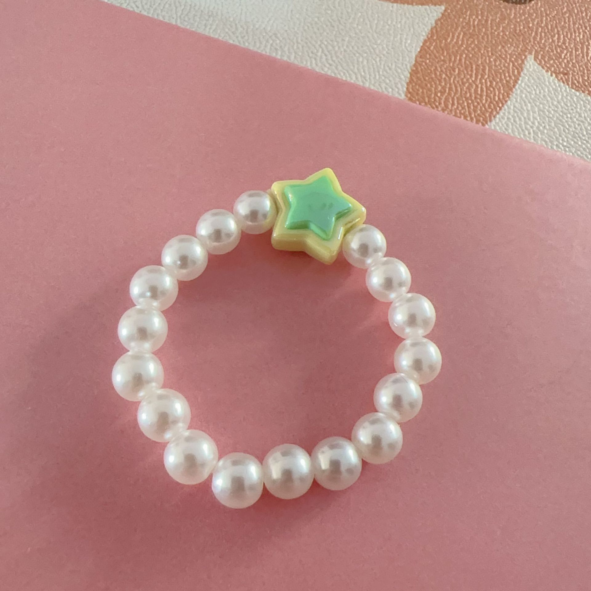Green star
