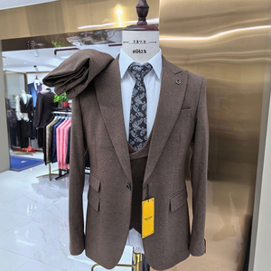 2025 abiti Slim Fit alla moda per i rivenditori italiani Super 150 di lana su misura e Logo prezzo diretto dalla fabbrica consegna rapida - Product Image 3