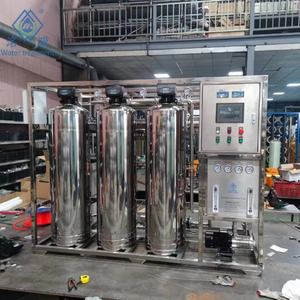 Aangepaste Gezuiverd Drinkwater Productie Plant Ro <span class=keywords><strong>Water</strong></span> <span class=keywords><strong>Machine</strong></span> Omgekeerde Osmose Waterbehandeling <span class=keywords><strong>Machine</strong></span> Ontziltingssysteem - Product Image 2