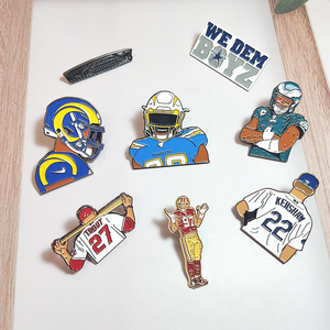 Spilla in Metallo Personalizzata con Logo Cartoon, Distintivo Smaltato per Squadra di Baseball, Spille Smaltate in Nichel Nero e Oro - Product Image 5