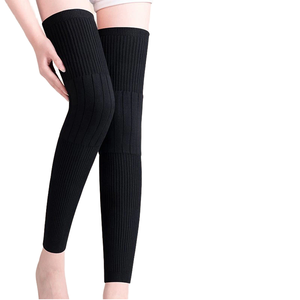 GEEDYN Soporte de silicona talla S para correas y cubiertas de espinilleras con protección para jugadores de fútbol - Product Image 1